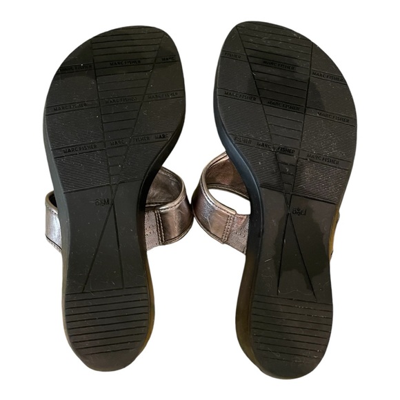 Marc Fisher Pewter MFALIST Thong Sandal. Size 6.5 M - Picture 9 of 13